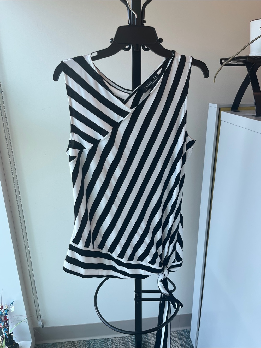 Eloquii Black & White Diagonal Stripe Sleeveless Tie-Hem Camisole